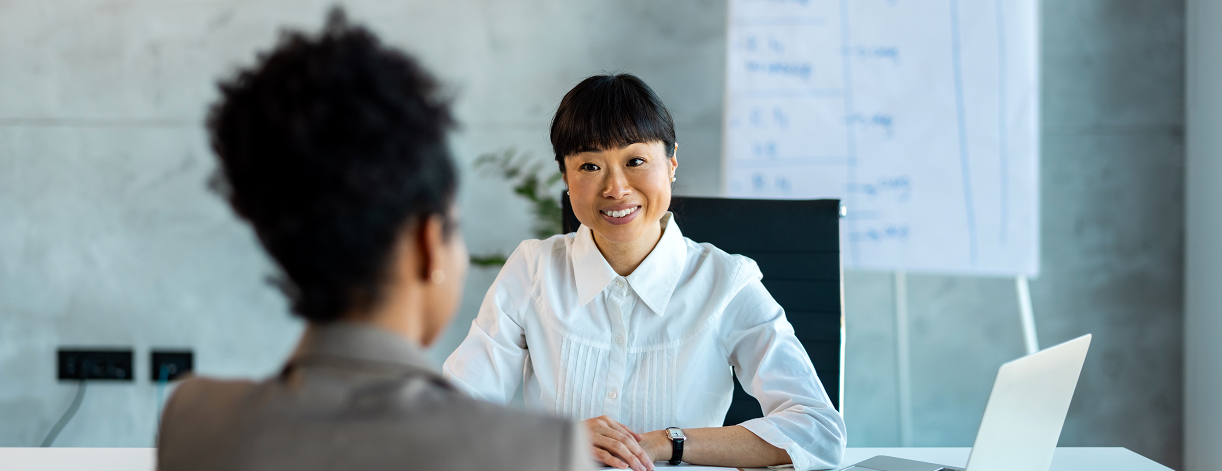 https://4830052.fs1.hubspotusercontent-na1.net/hubfs/4830052/%5BEMEA%5D%20Files/emea-finbiz-webinar-landingpage-home-page-feature-2492x960.png